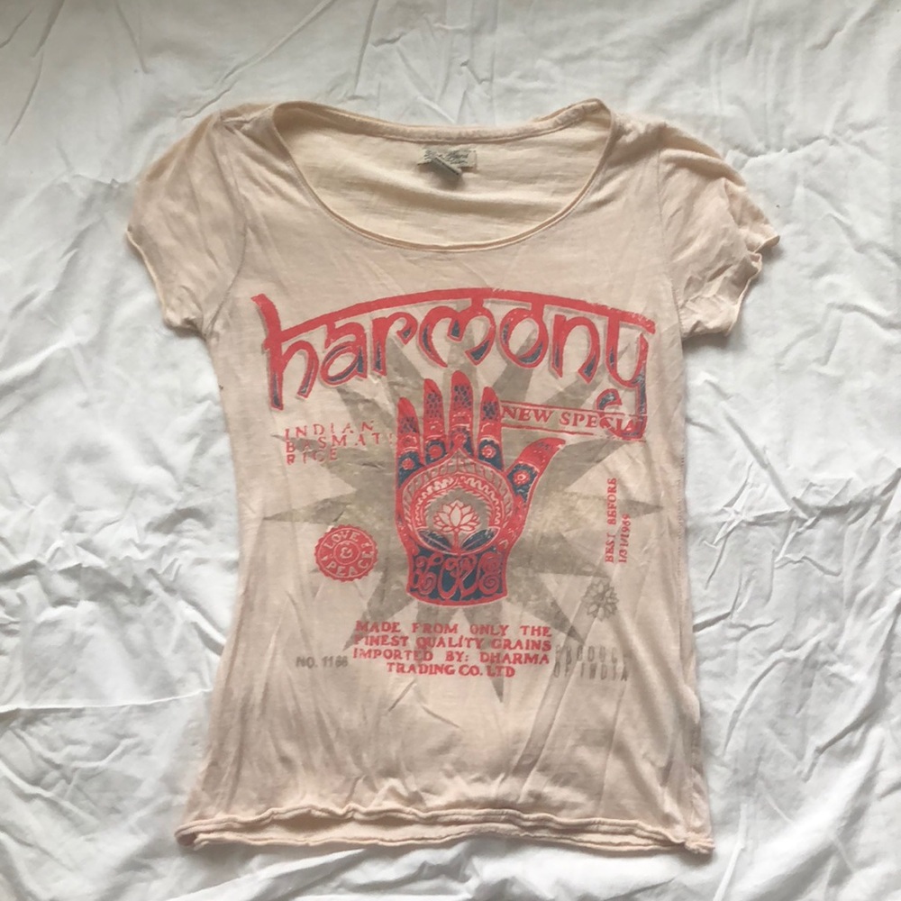 A lucky brand tan T-shirt